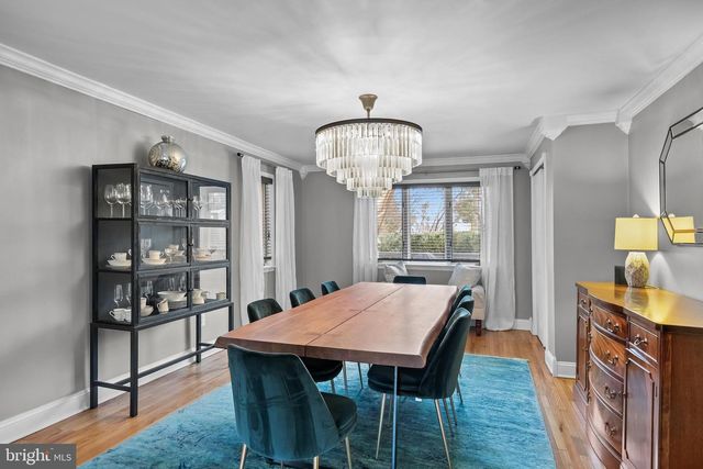 2407 RIVERTON RD, Cinnaminson, NJ 08077