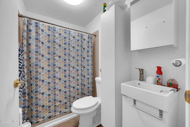 666 Plymouth Drive C, Lakewood, NJ 08701