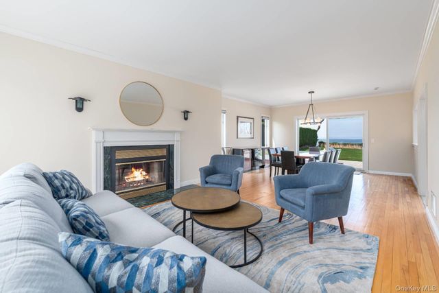 16125 Soundview Avenue, Southold, NY 11971