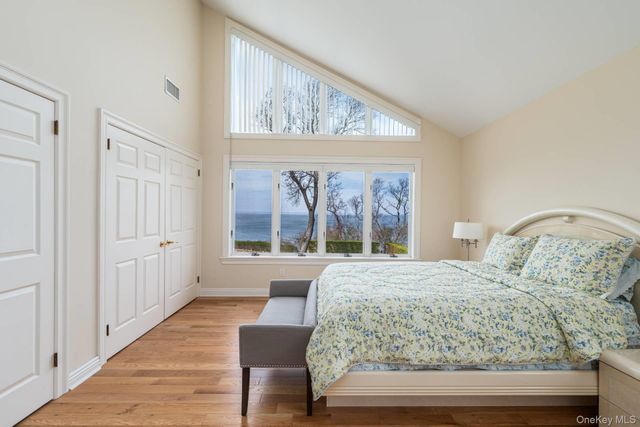 16125 Soundview Avenue, Southold, NY 11971