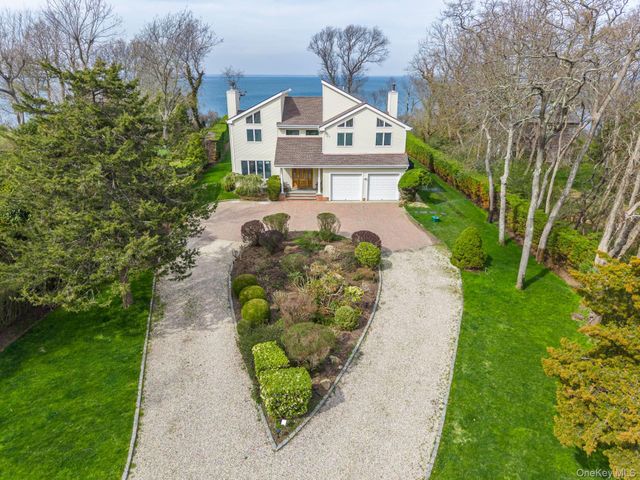 16125 Soundview Avenue, Southold, NY 11971