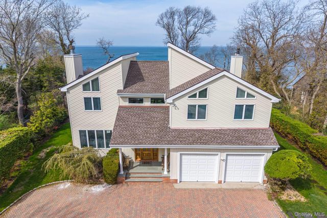 16125 Soundview Avenue, Southold, NY 11971