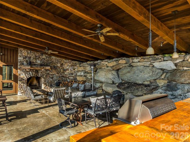 75 Longview Court 4, Marshall, NC 28753