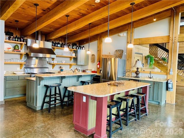 75 Longview Court 4, Marshall, NC 28753