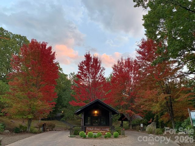 75 Longview Court 4, Marshall, NC 28753