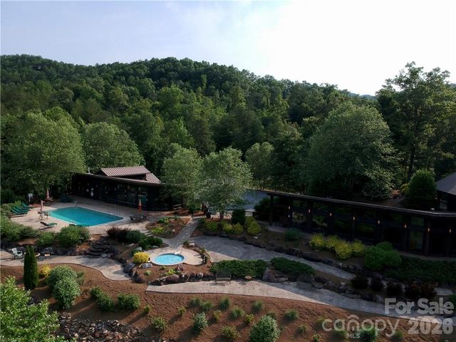 75 Longview Court 4, Marshall, NC 28753