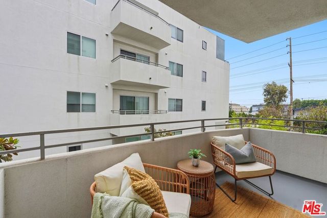 1700 Sawtelle Boulevard 219, Los Angeles, CA 90025