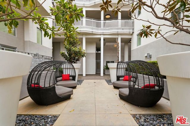 1700 Sawtelle Boulevard 219, Los Angeles, CA 90025