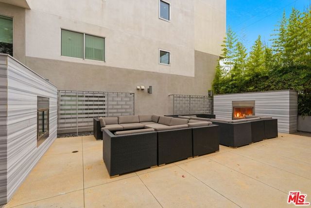 1700 Sawtelle Boulevard 219, Los Angeles, CA 90025