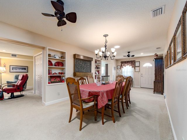 9227 143RD STREET, Seminole, FL 33776