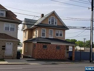 570 Grand Avenue, Ridgefield, NJ 07657