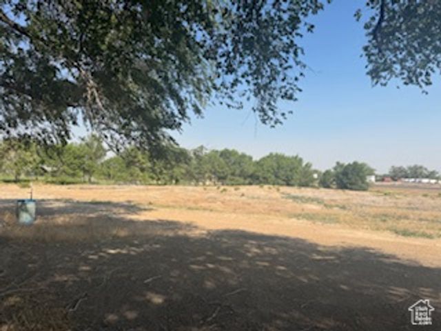 2308 E HIGHWAY 40, Naples, UT 84078