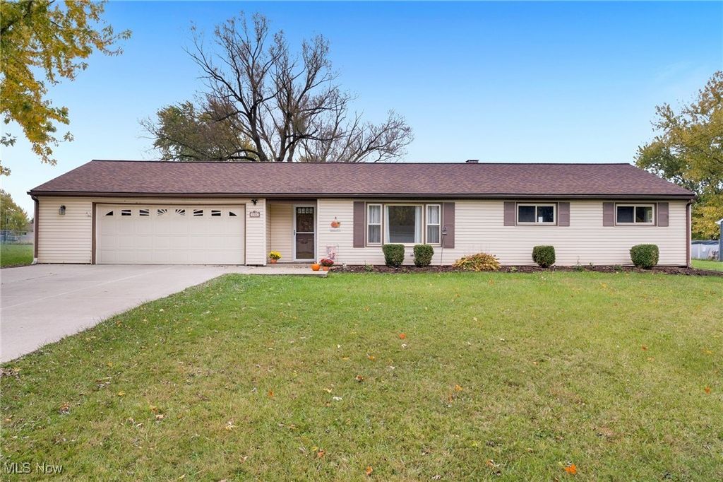 708 Diane Avenue, Streetsboro, OH 44241