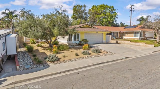 6676 Coloma Way, Jurupa Valley, CA 92509
