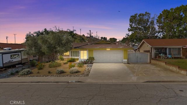 6676 Coloma Way, Jurupa Valley, CA 92509