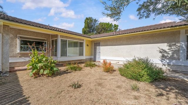 6676 Coloma Way, Jurupa Valley, CA 92509