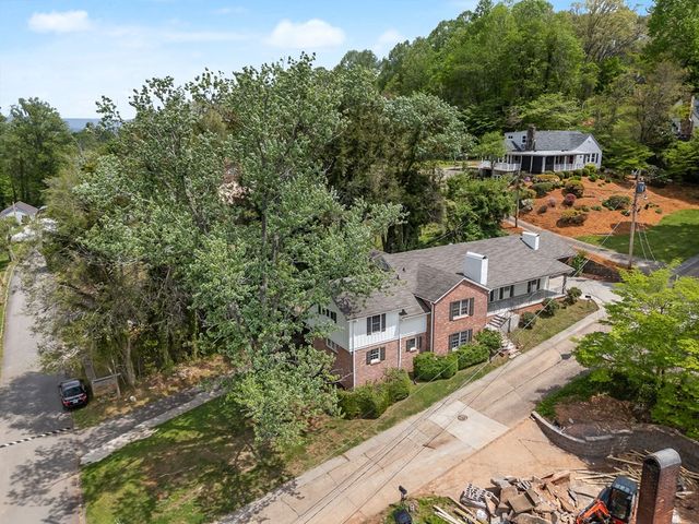 27 Bayless Street, Murphy, NC 28906