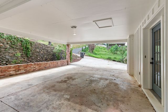 27 Bayless Street, Murphy, NC 28906
