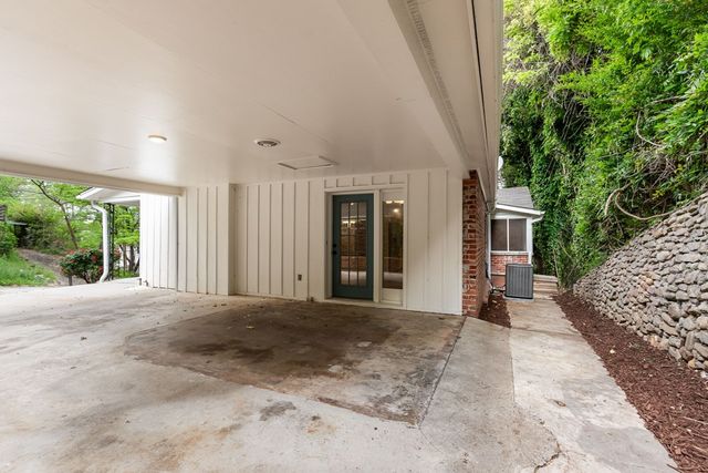 27 Bayless Street, Murphy, NC 28906