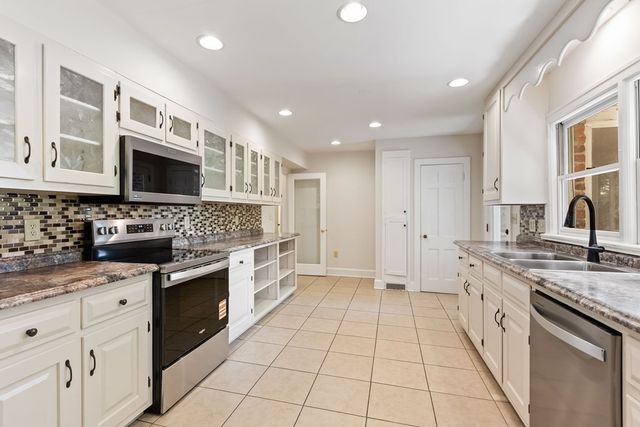 27 Bayless Street, Murphy, NC 28906