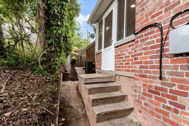 27 Bayless Street, Murphy, NC 28906