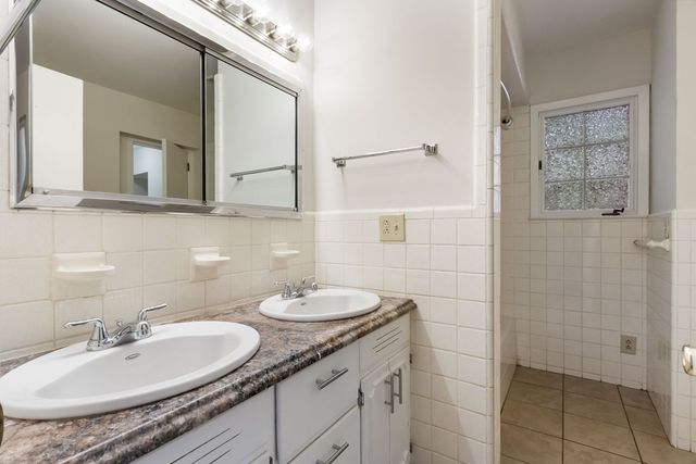 27 Bayless Street, Murphy, NC 28906