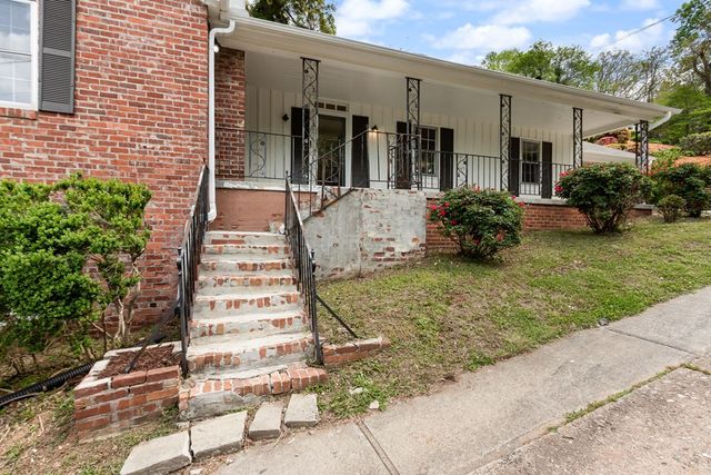 27 Bayless Street, Murphy, NC 28906