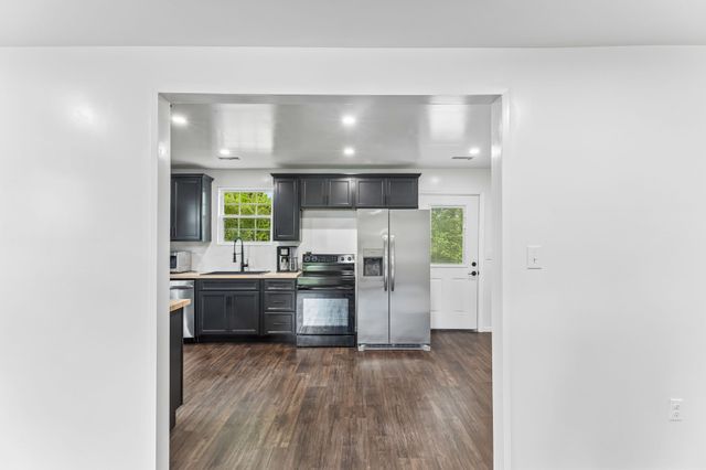 330 W Washington St, Pulaski, TN 38478