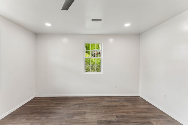 330 W Washington St, Pulaski, TN 38478