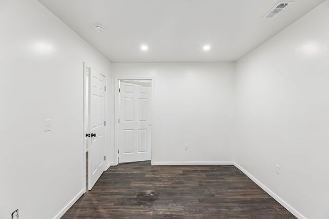 330 W Washington St, Pulaski, TN 38478