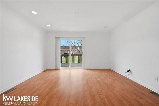 11563 Beaconsfield Road, Washington Twp, MI 48094