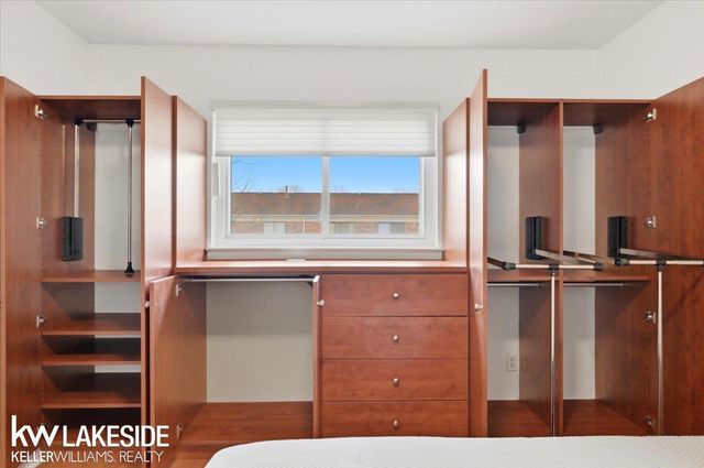 11563 Beaconsfield Road, Washington Twp, MI 48094