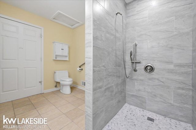 11563 Beaconsfield Road, Washington Twp, MI 48094