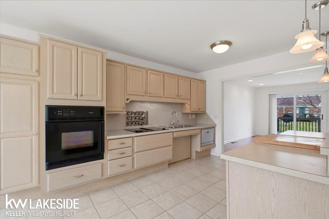 11563 Beaconsfield Road, Washington Twp, MI 48094