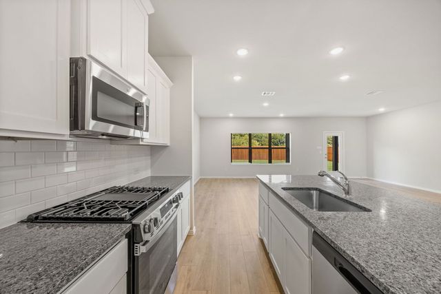 3204 Royal Forest Drive, Denton, TX 76208