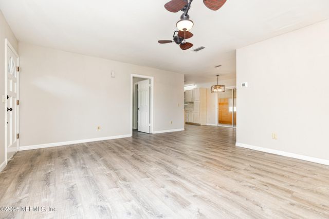 4341 CHOKEBERRY Road, Middleburg, FL 32068