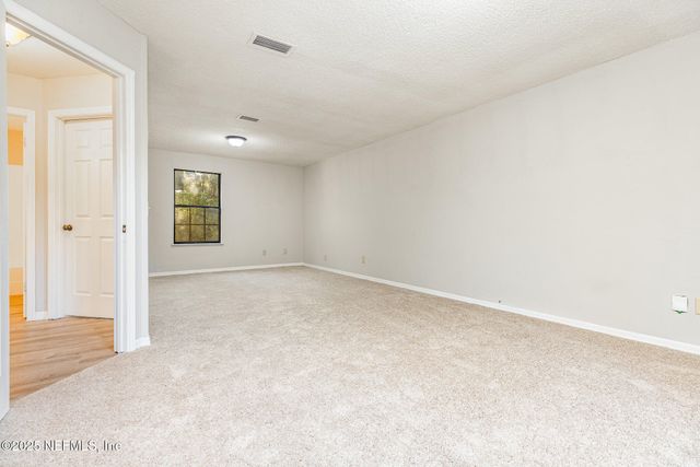 4341 CHOKEBERRY Road, Middleburg, FL 32068