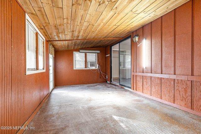 4341 CHOKEBERRY Road, Middleburg, FL 32068