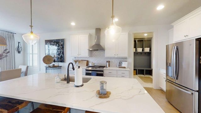 1 Deerfield Court, Bloomington, IL 61705