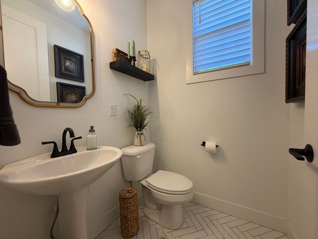 1 Deerfield Court, Bloomington, IL 61705