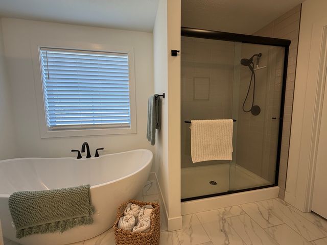 1 Deerfield Court, Bloomington, IL 61705