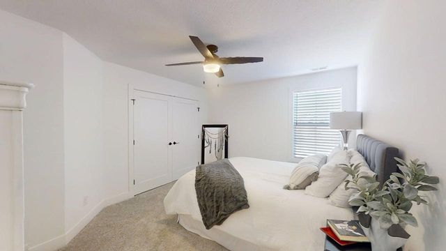 1 Deerfield Court, Bloomington, IL 61705