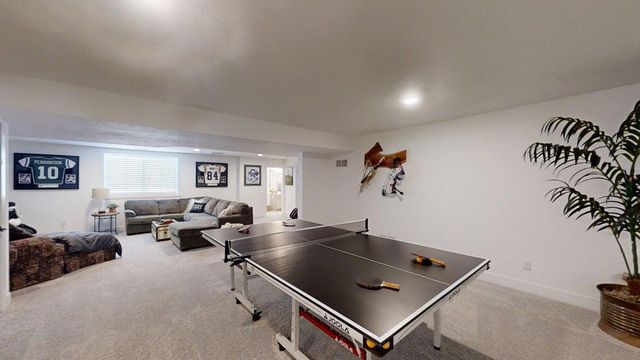 1 Deerfield Court, Bloomington, IL 61705