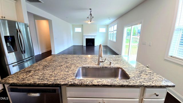 1521 Tinos Overlook Way, Apex, NC 27502