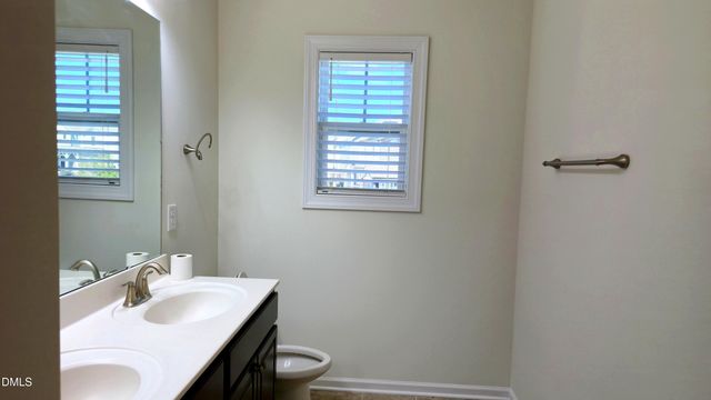 1521 Tinos Overlook Way, Apex, NC 27502