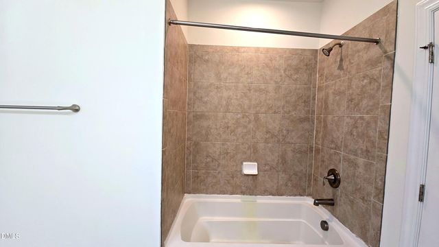 1521 Tinos Overlook Way, Apex, NC 27502