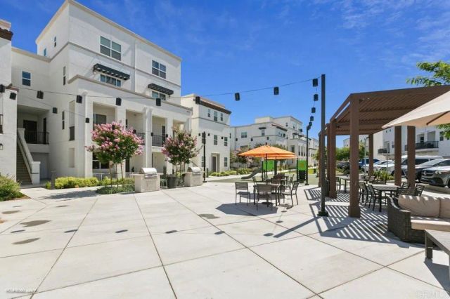 2015 Mindoro Lane 2, Chula Vista, CA 91915
