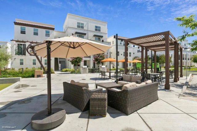 2015 Mindoro Lane 2, Chula Vista, CA 91915