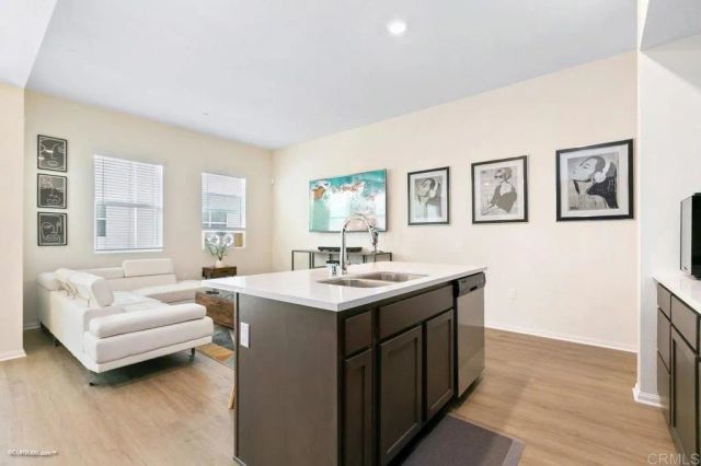 2015 Mindoro Lane 2, Chula Vista, CA 91915