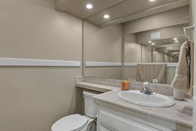 11233 Tierrasanta Blvd 13, San Diego, CA 92124